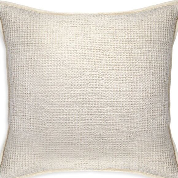 NATE HOME BY NATE BERKUS SIGNATURE COLLECTION. WAFFLE EURO SHAME - Picture 1 of 6